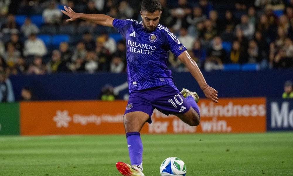 而埃弗顿则 而埃弗顿则