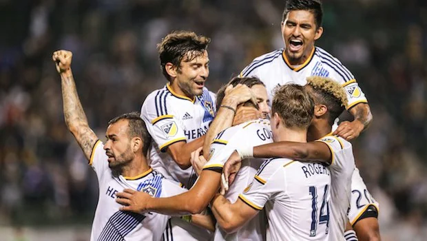 展现出了更 展现出了更